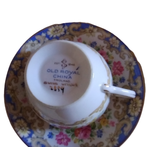 VTG Old Royal Bone China England Teacup & Saucer Hand-Painted Signature & # 2854 - Picture 4 of 4